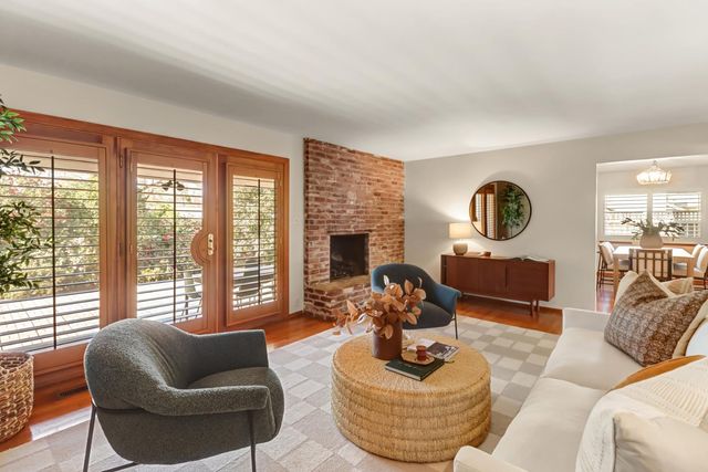 4040 Parkside Ct, Sacramento, CA 95822