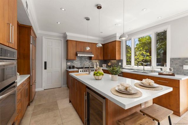 4913 Smith Canyon Ct, San Diego, CA 92130