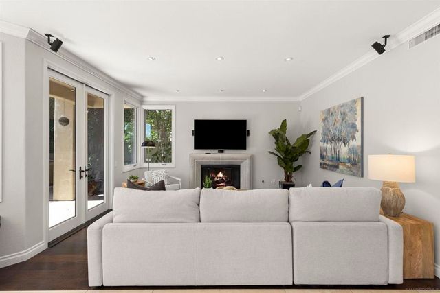 4913 Smith Canyon Ct, San Diego, CA 92130