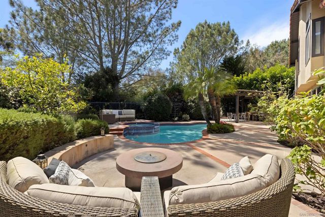 4913 Smith Canyon Ct, San Diego, CA 92130