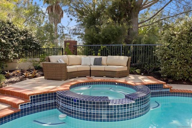 4913 Smith Canyon Ct, San Diego, CA 92130