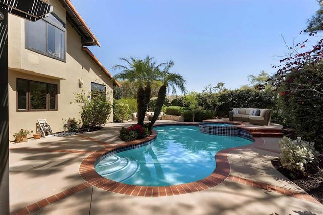 4913 Smith Canyon Ct, San Diego, CA 92130