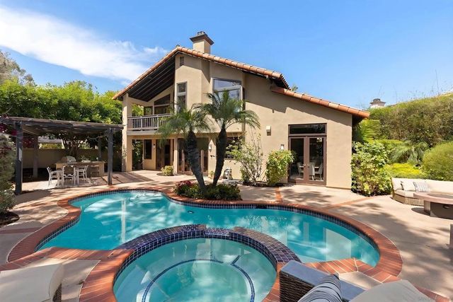4913 Smith Canyon Ct, San Diego, CA 92130
