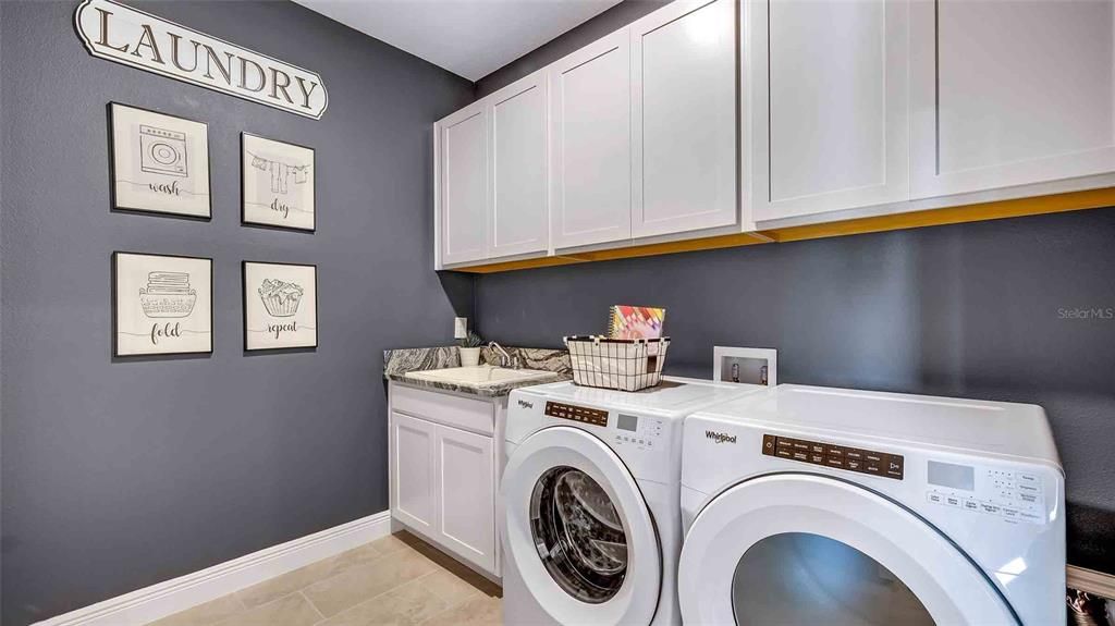 Image 11 of property listing at 4319 HONEYBEE COURT, Lakewood Ranch, FL 34211