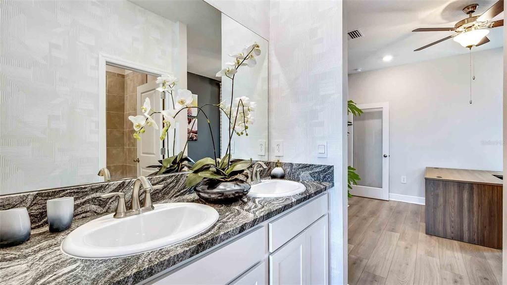 Image 2 of property listing at 4319 HONEYBEE COURT, Lakewood Ranch, FL 34211