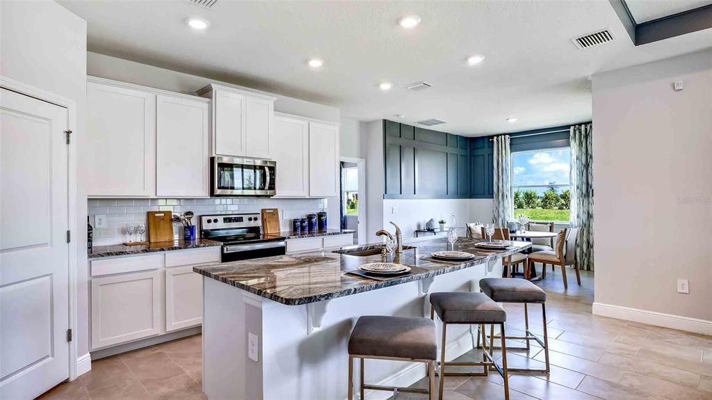 Image 8 of property listing at 4319 HONEYBEE COURT, Lakewood Ranch, FL 34211