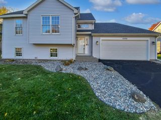 12595 Driftwood Court, Apple Valley, MN 55124