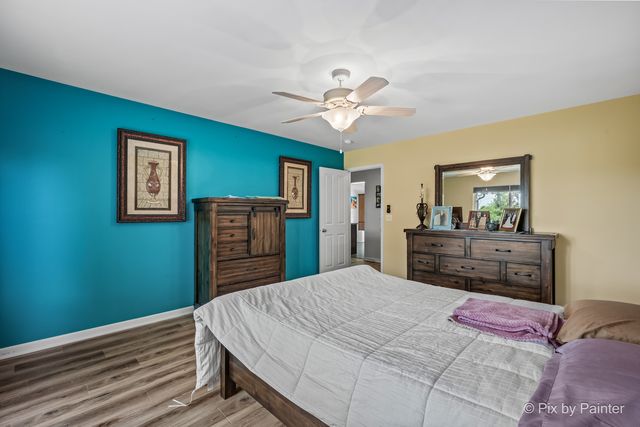 5928 BLUEGRASS Trail, Mchenry, IL 60050