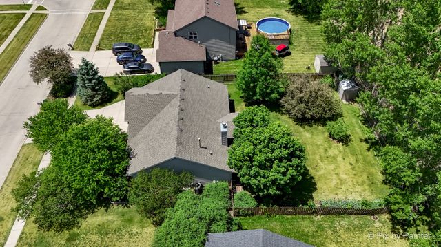 5928 BLUEGRASS Trail, Mchenry, IL 60050