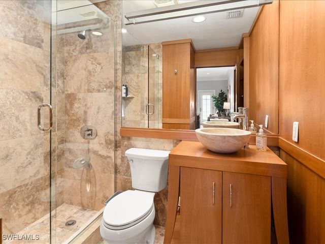 292 14th AVE S F, Naples, FL 34102