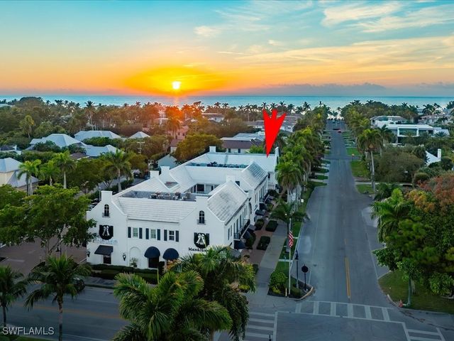 292 14th AVE S F, Naples, FL 34102