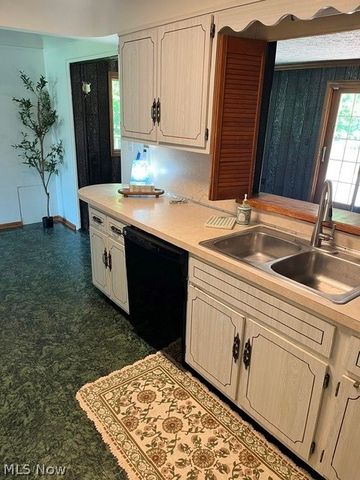 8363 Abbey Road, North Royalton, OH 44133