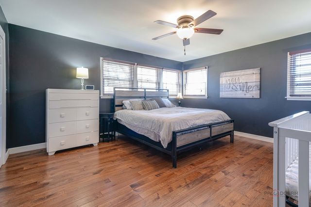 34049 N Hickory Avenue, Grayslake, IL 60030