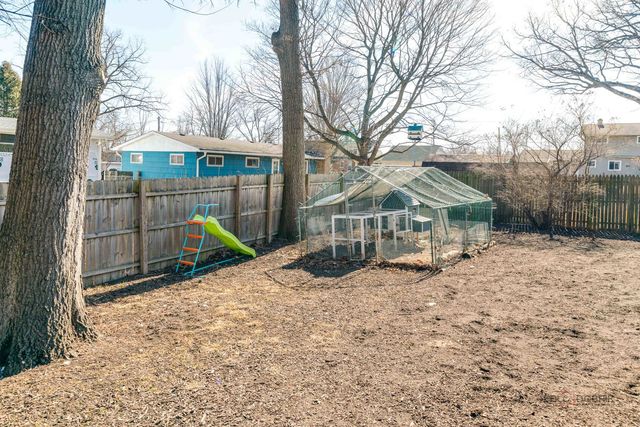 34049 N Hickory Avenue, Grayslake, IL 60030