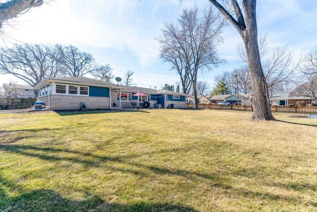 34049 N Hickory Avenue, Grayslake, IL 60030