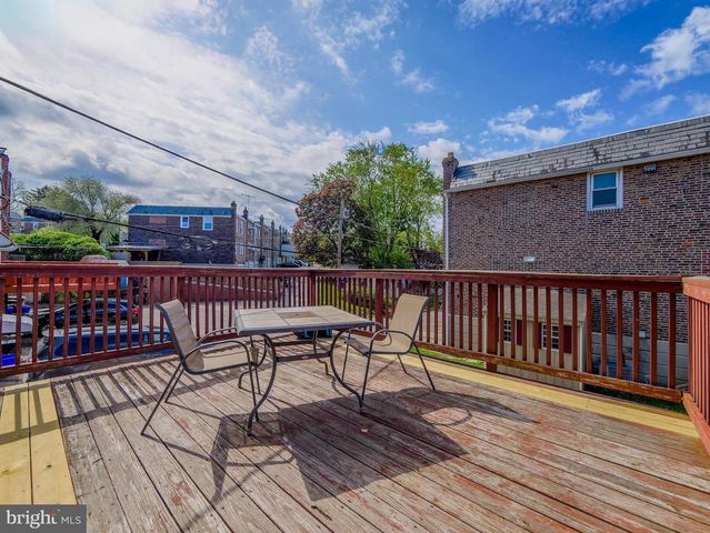 854 GAINSBORO RD, Drexel Hill, PA 19026