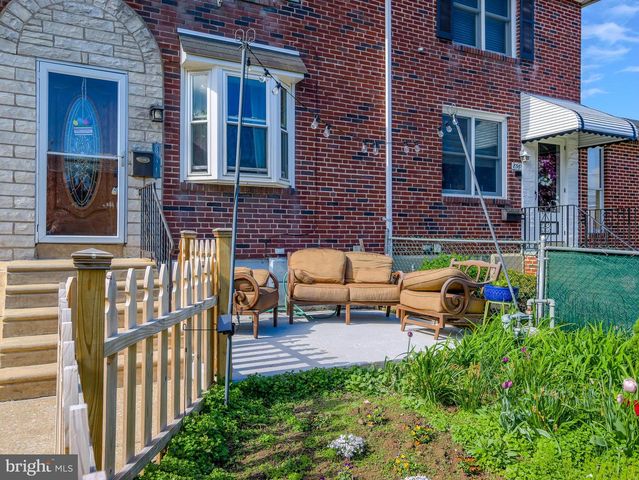 854 GAINSBORO RD, Drexel Hill, PA 19026