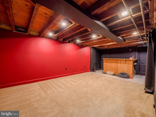 854 GAINSBORO RD, Drexel Hill, PA 19026