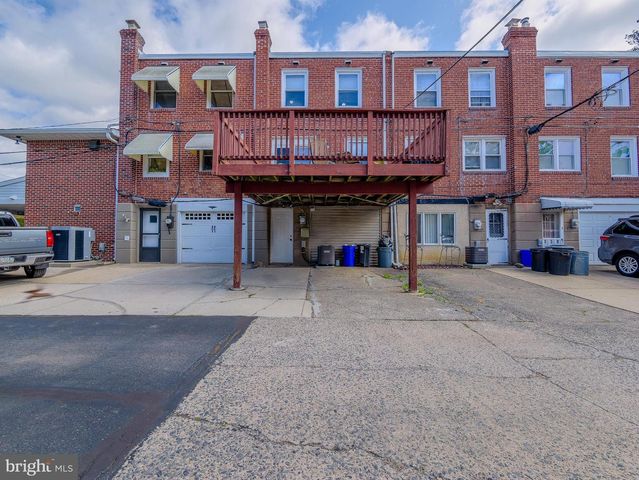 854 GAINSBORO RD, Drexel Hill, PA 19026