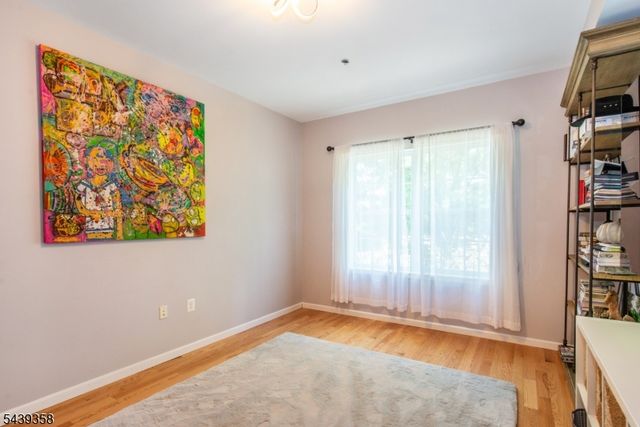 17 Conover Ter, Lebanon Boro, NJ 08833