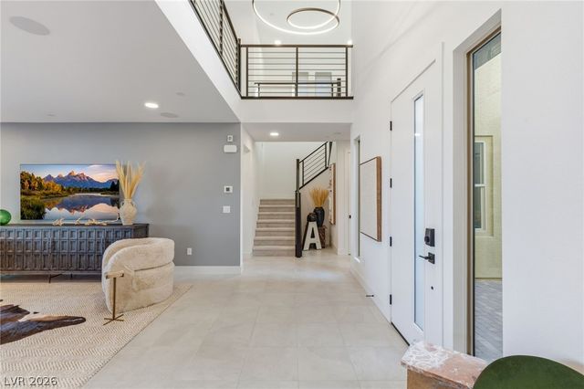 424 Crown Mesa Avenue, Las Vegas, NV 89138
