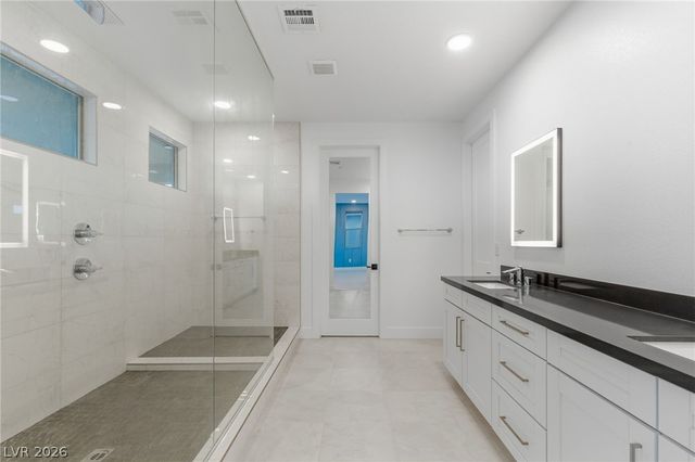 424 Crown Mesa Avenue, Las Vegas, NV 89138