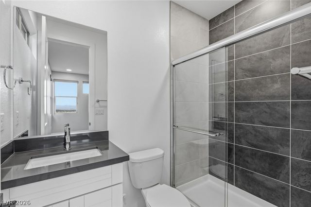 424 Crown Mesa Avenue, Las Vegas, NV 89138