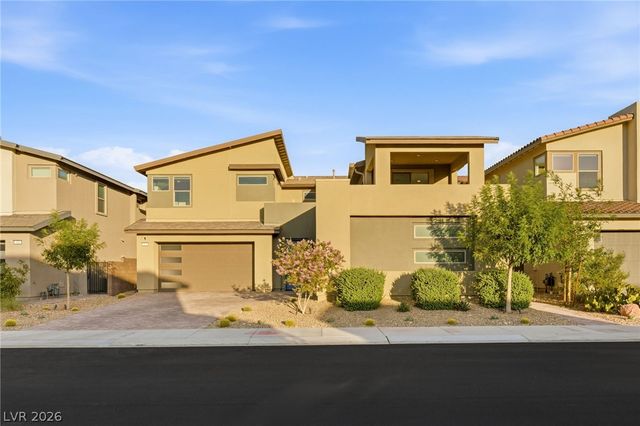 424 Crown Mesa Avenue, Las Vegas, NV 89138