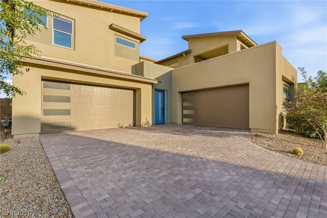 424 Crown Mesa Avenue, Las Vegas, NV 89138