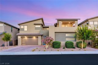 424 Crown Mesa Avenue, Las Vegas, NV 89138