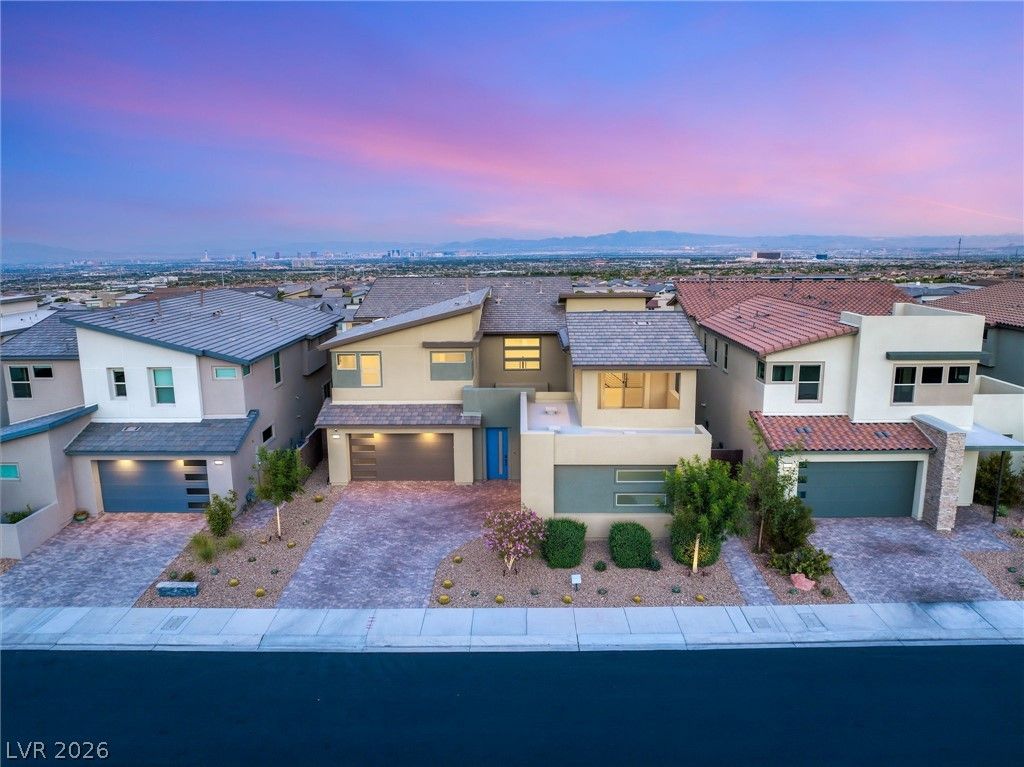 424 Crown Mesa Avenue, Las Vegas, NV 89138 — photo 4