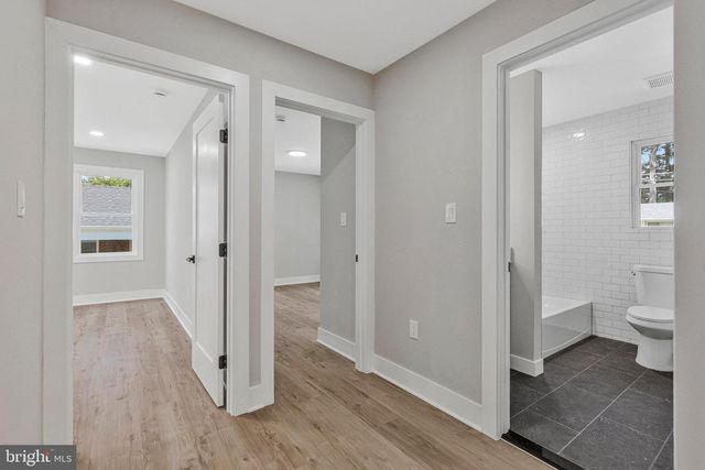 10211 STRATFORD AVE, Fairfax, VA 22030