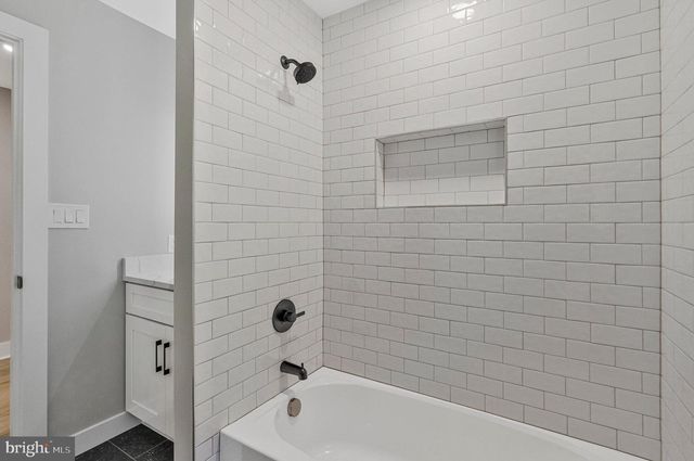 10211 STRATFORD AVE, Fairfax, VA 22030