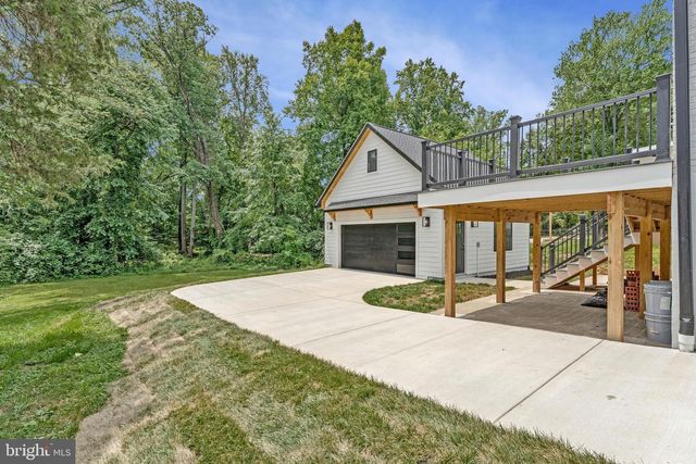10211 STRATFORD AVE, Fairfax, VA 22030