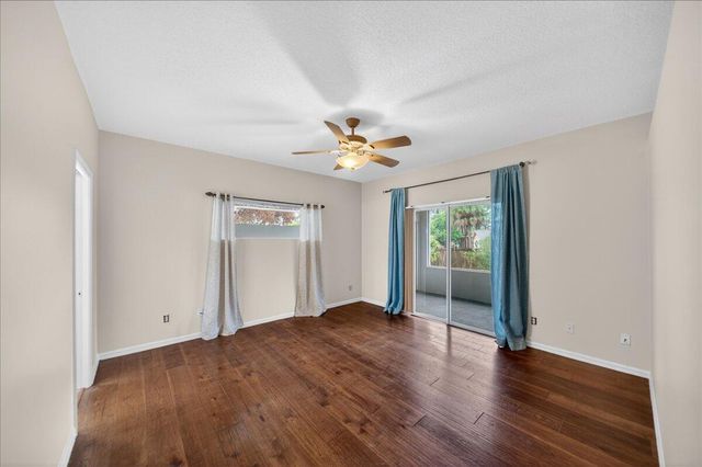 914 Sierra Place NE, Palm Bay, FL 32907