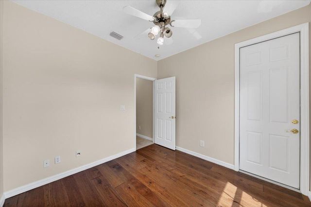 914 Sierra Place NE, Palm Bay, FL 32907