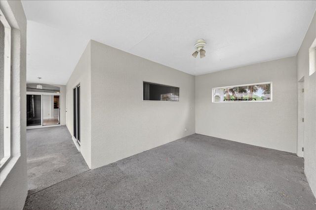 914 Sierra Place NE, Palm Bay, FL 32907
