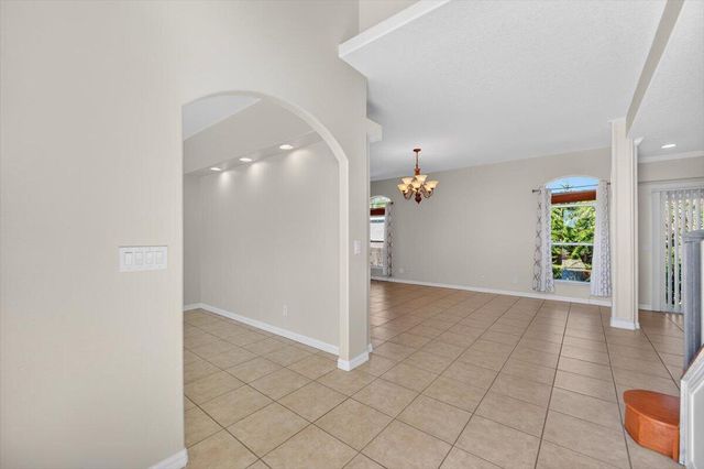 914 Sierra Place NE, Palm Bay, FL 32907