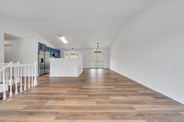 930 Brookfield LN, Roanoke, VA 24012