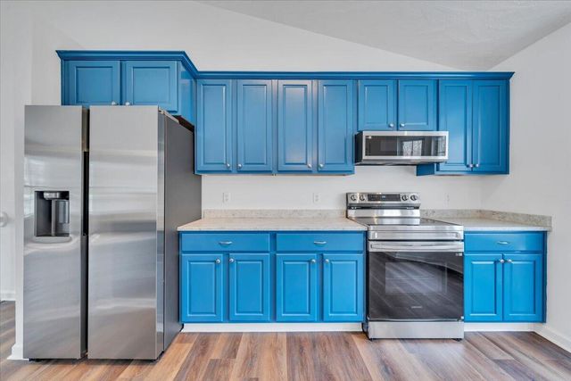 930 Brookfield LN, Roanoke, VA 24012