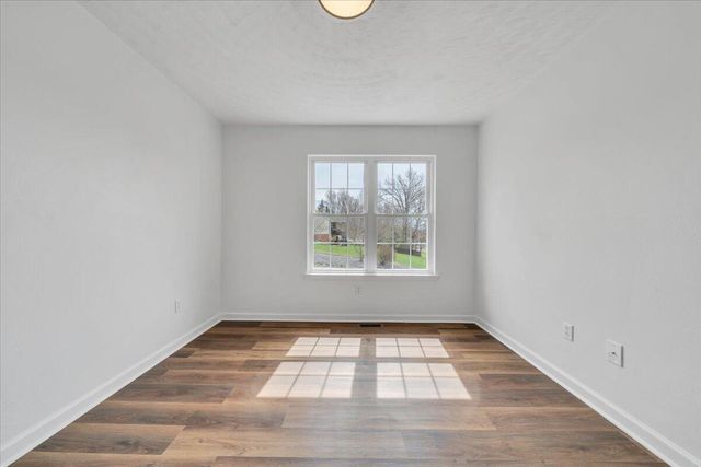 930 Brookfield LN, Roanoke, VA 24012