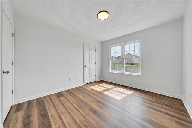 930 Brookfield LN, Roanoke, VA 24012