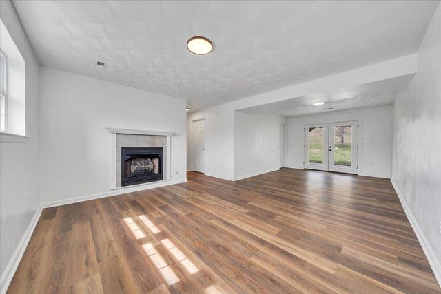 930 Brookfield LN, Roanoke, VA 24012