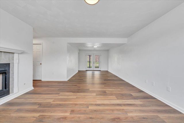 930 Brookfield LN, Roanoke, VA 24012