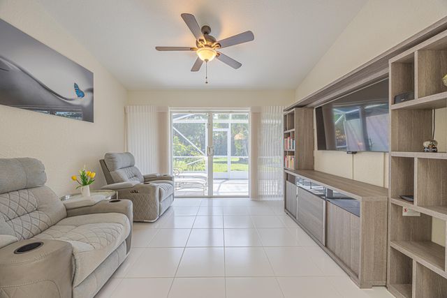 7594 Seafoam Court, Boynton Beach, FL 33437