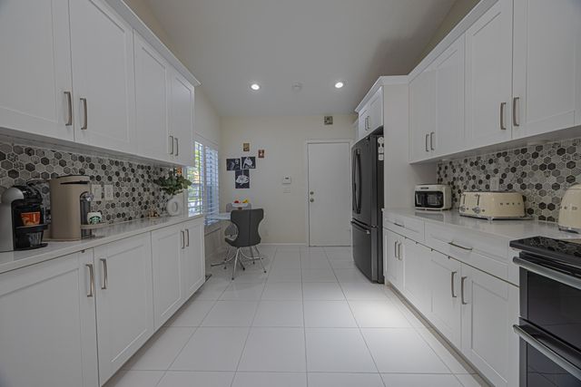 7594 Seafoam Court, Boynton Beach, FL 33437