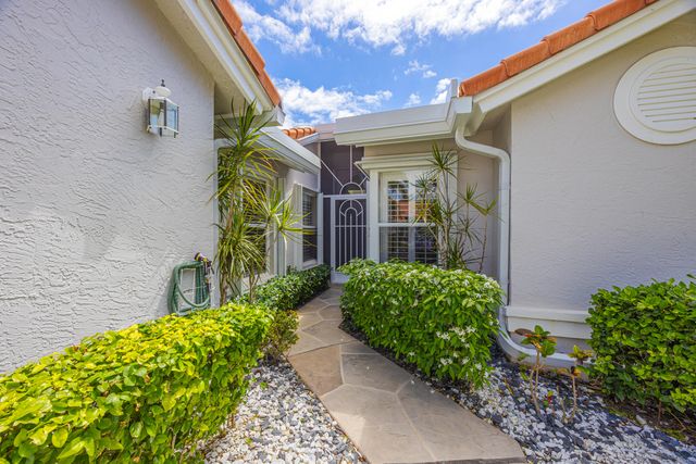 7594 Seafoam Court, Boynton Beach, FL 33437