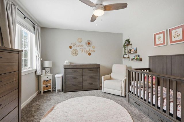 307 Scuppernong CIRCLE, Dousman, WI 53118