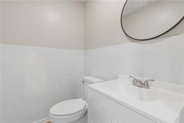 3428 Smart Avenue, Kansas City, MO 64124