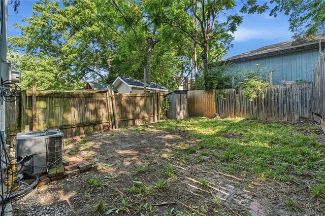 3428 Smart Avenue, Kansas City, MO 64124